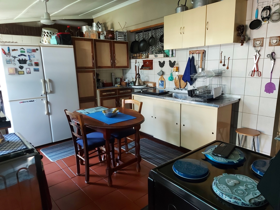 16 Bedroom Property for Sale in Oos Einde North West